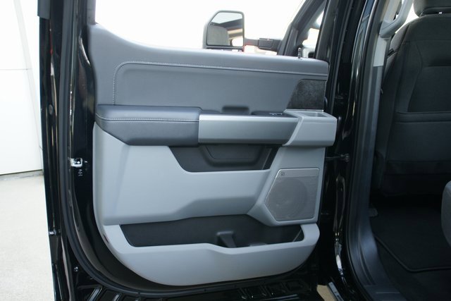New 2026 Ford F350 XLT image 31