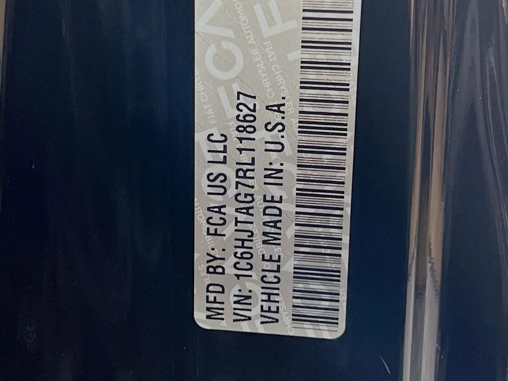 Used 2024 Jeep Gladiator Sport image 32