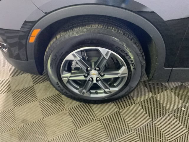 Used 2025 Chevrolet Blazer LT AWD/4WD image 38