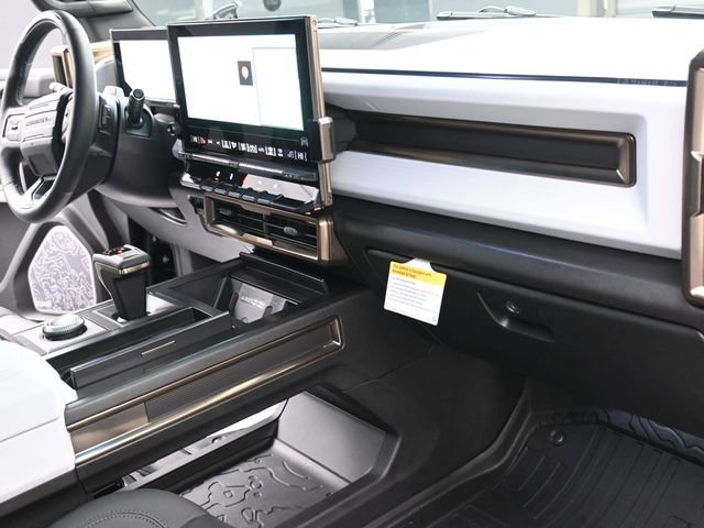 Used 2024 GMC Hummer EV 3X w/ LPO, Illumination Package image 26