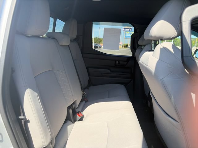 Used 2024 Toyota Tacoma SR5 AWD/4WD image 13