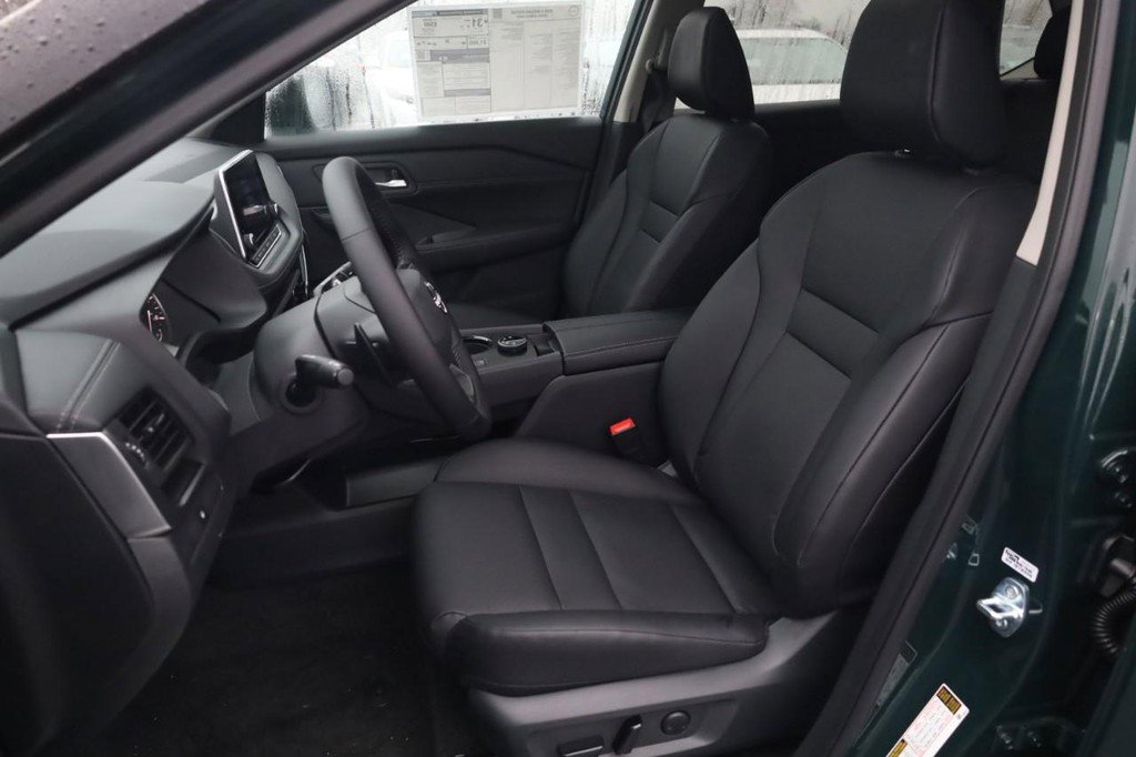 New 2026 Nissan Rogue SV image 19