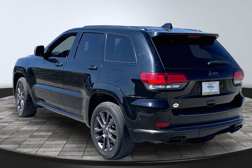 Used 2018 Jeep Grand Cherokee Overland image 7