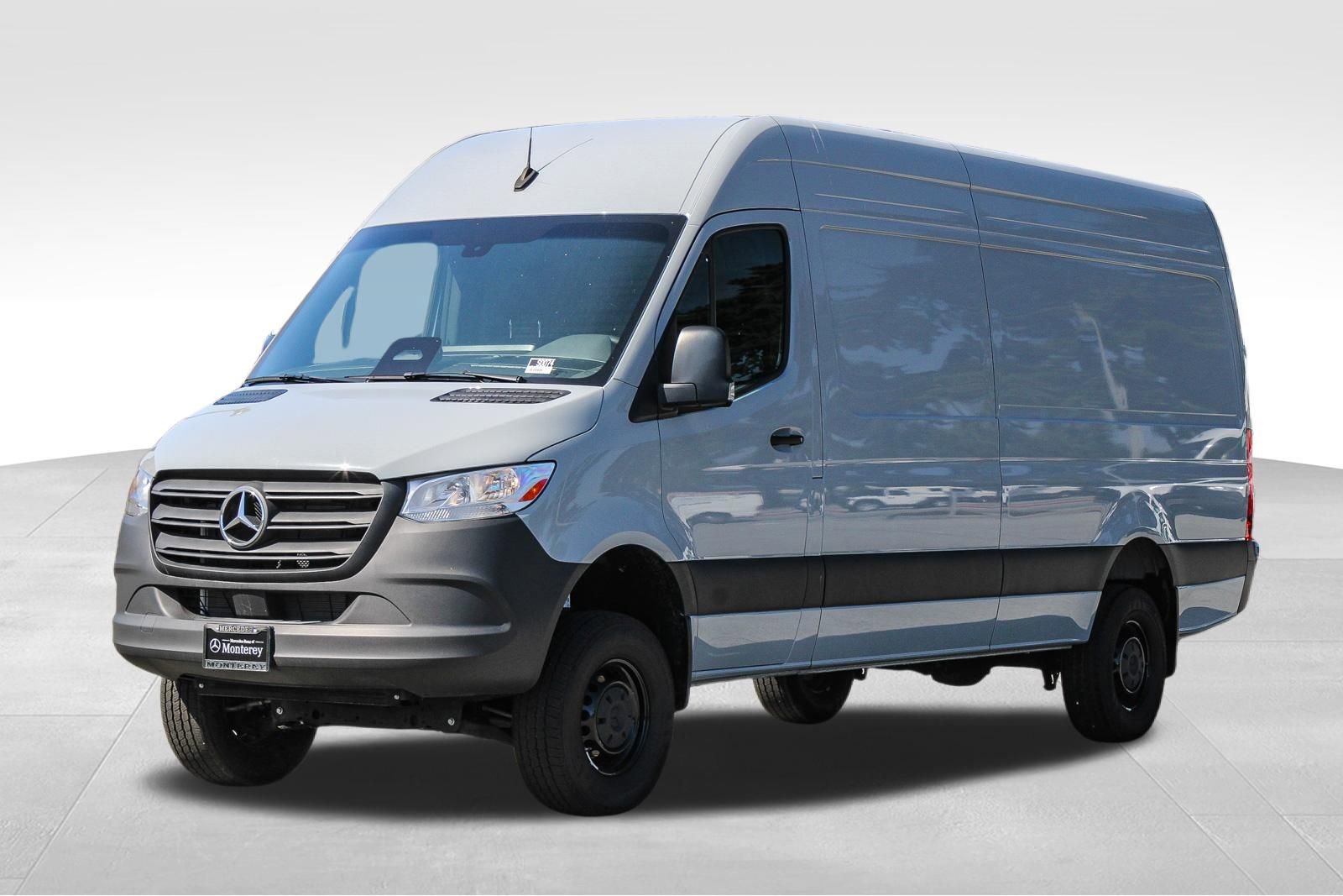 New 2025 Mercedes-Benz Sprinter 2500 image 3