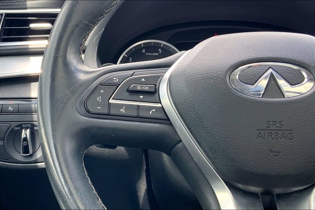 Used 2019 INFINITI QX50 Essential w/ Cargo Package FWD image 17