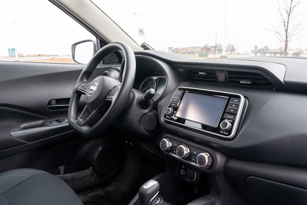 Used 2023 Nissan Kicks S image 11