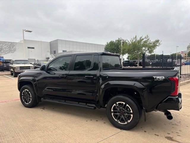 Used 2024 Toyota Tacoma TRD Sport RWD image 8