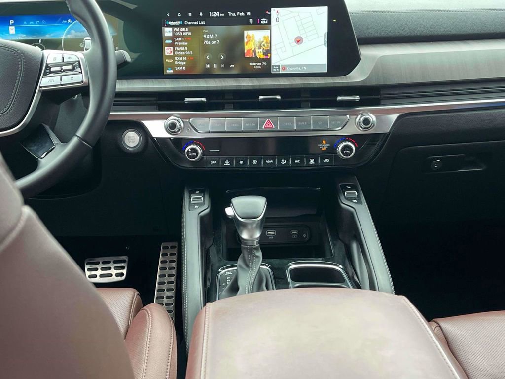 Used 2024 Kia Telluride SX image 3