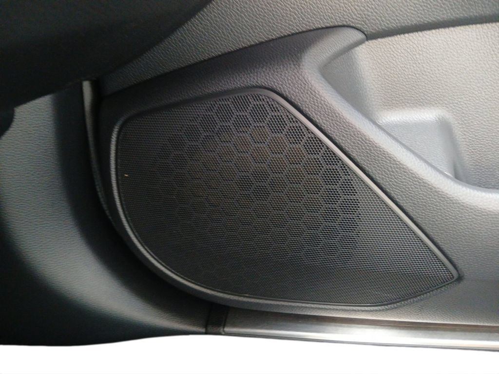 Used 2018 Honda Accord Touring image 30