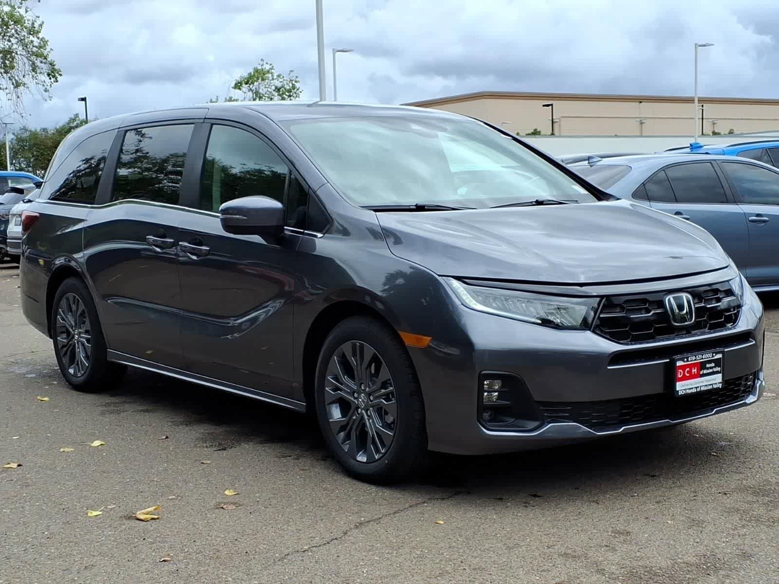 New 2026 Honda Odyssey Touring video 3