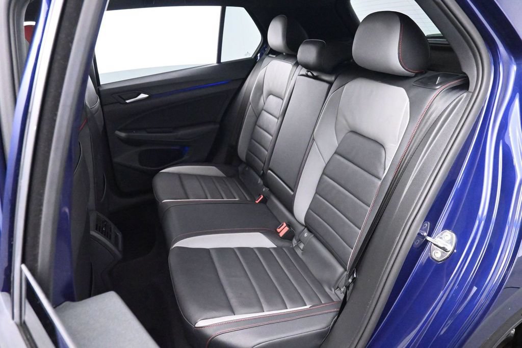 Used 2022 Volkswagen GTI SE FWD image 15