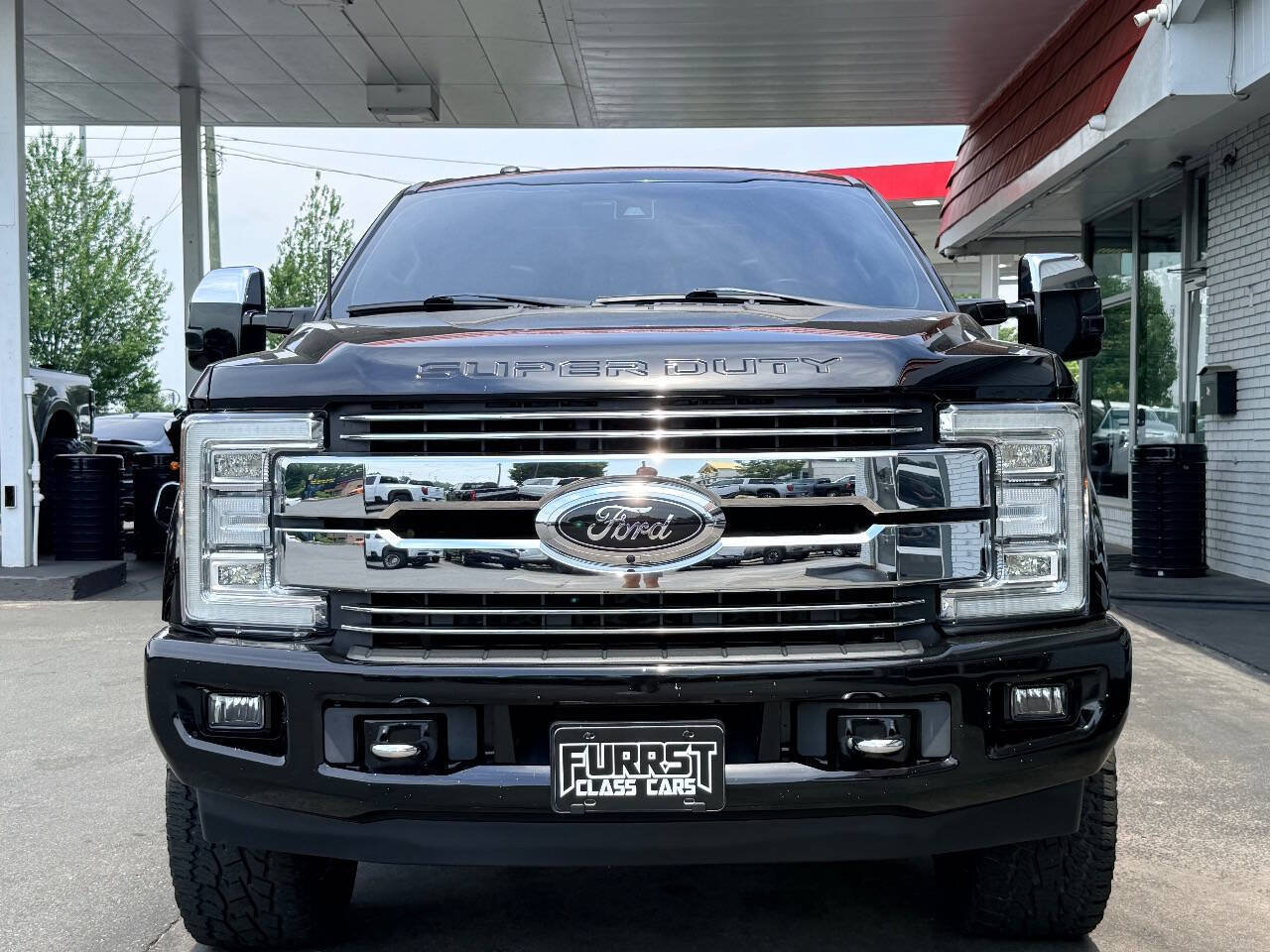 Used 2017 Ford F250 Lariat w/ Lariat Ultimate Package AWD/4WD image 7