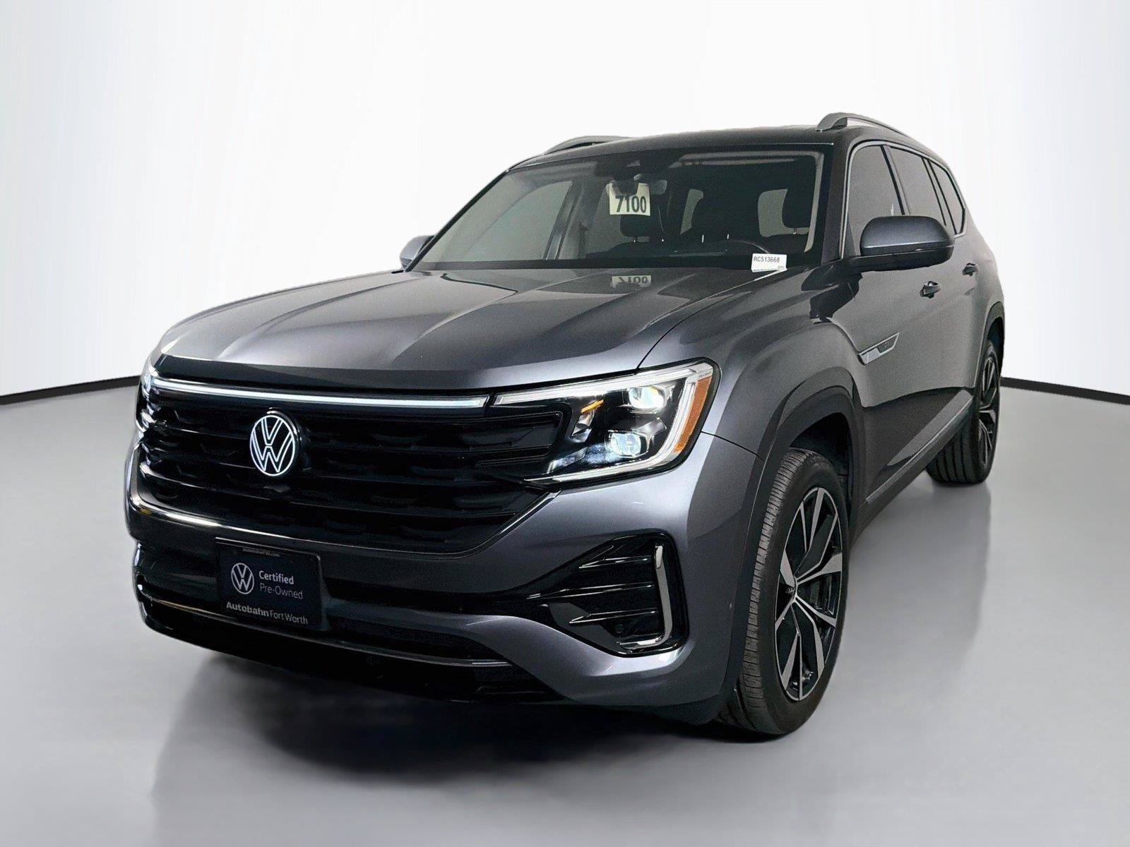 Used 2024 Volkswagen Atlas SEL Premium R-Line AWD/4WD image 1