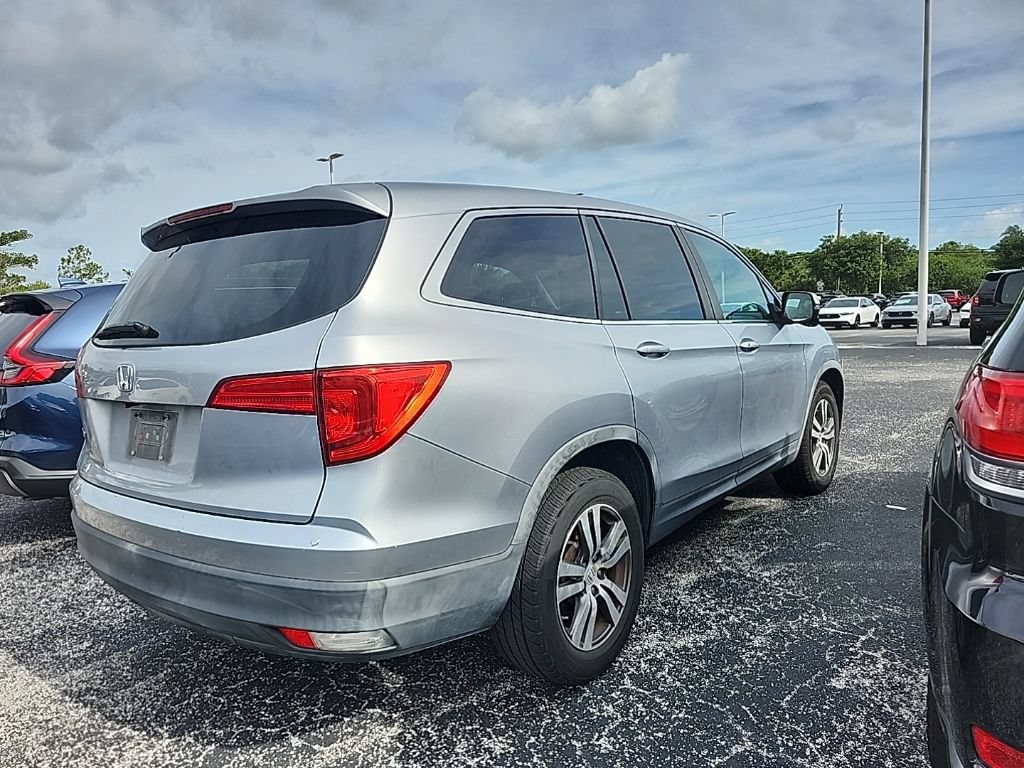 Used 2016 Honda Pilot EX image 2