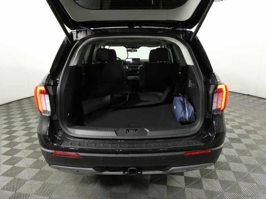 New 2025 Ford Explorer Active w/ Active Comfort Package image 24