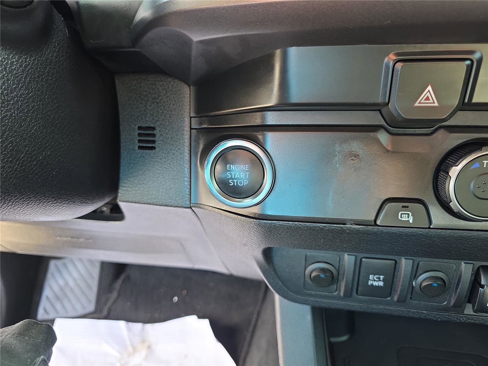 Used 2021 Toyota Tacoma TRD Sport image 24