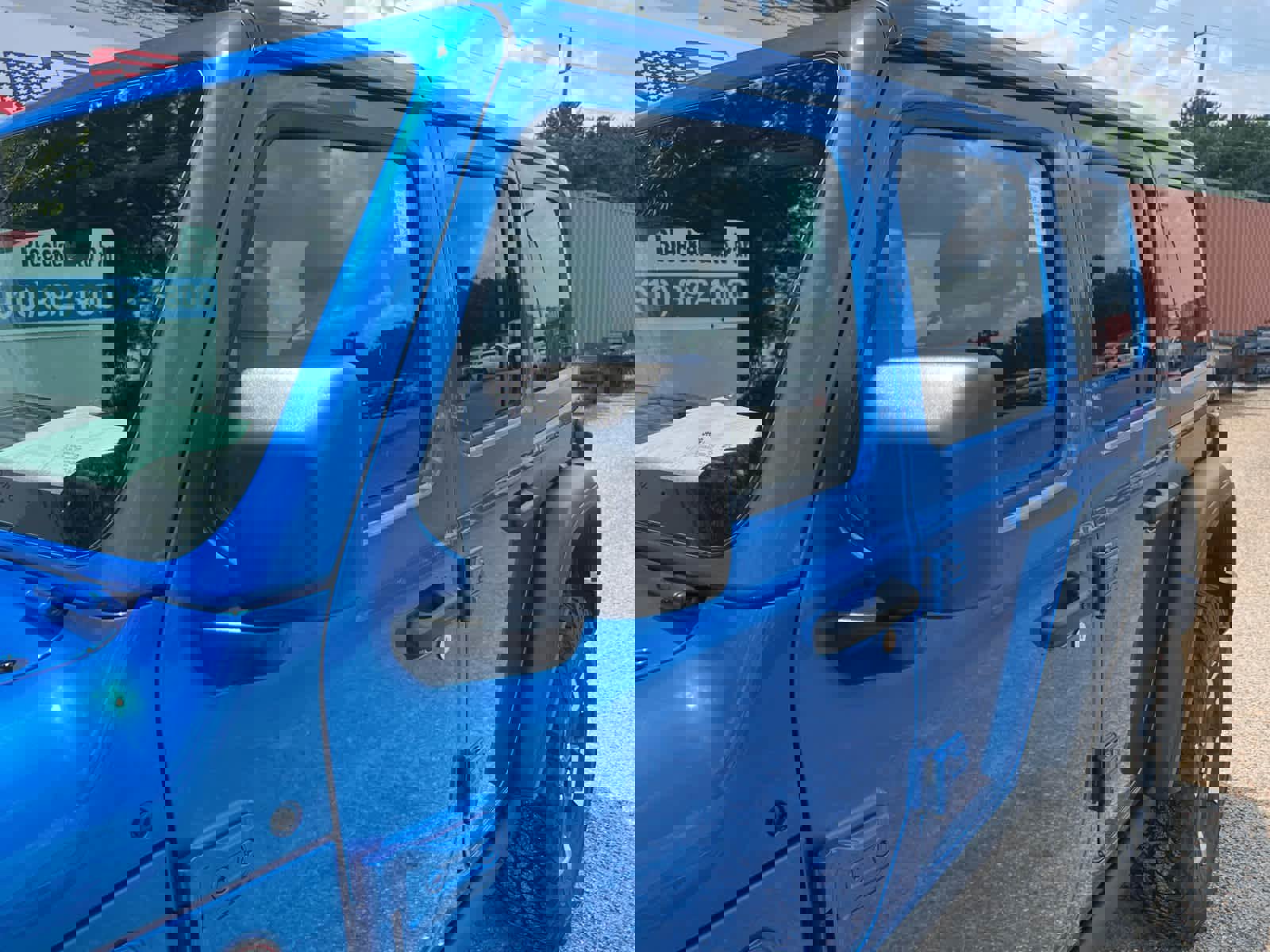 New 2025 Jeep Wrangler Unlimited Rubicon w/ Technology Group image 16