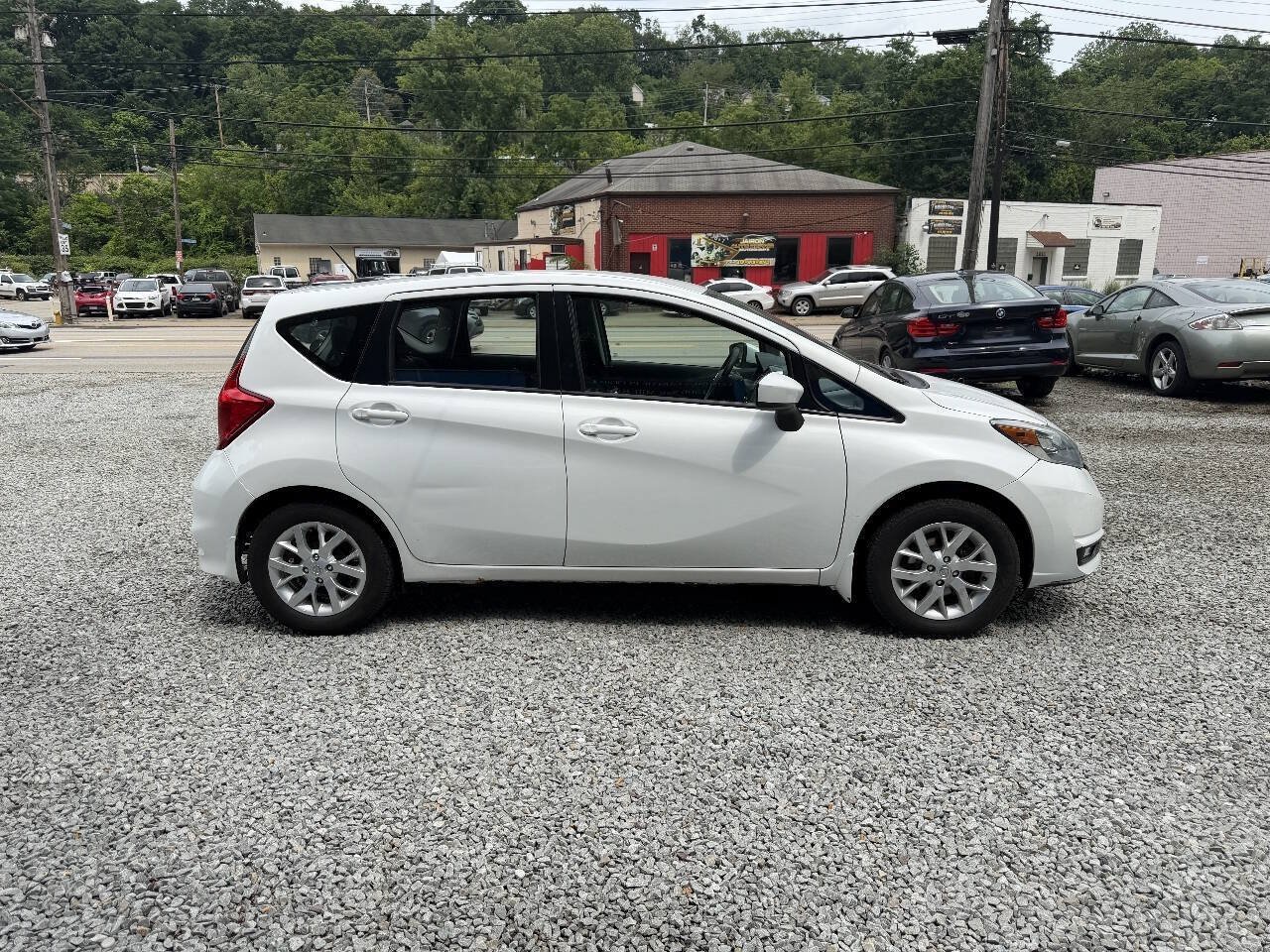 Used 2017 Nissan Versa Note SV w/ SV Appearance Package FWD image 7
