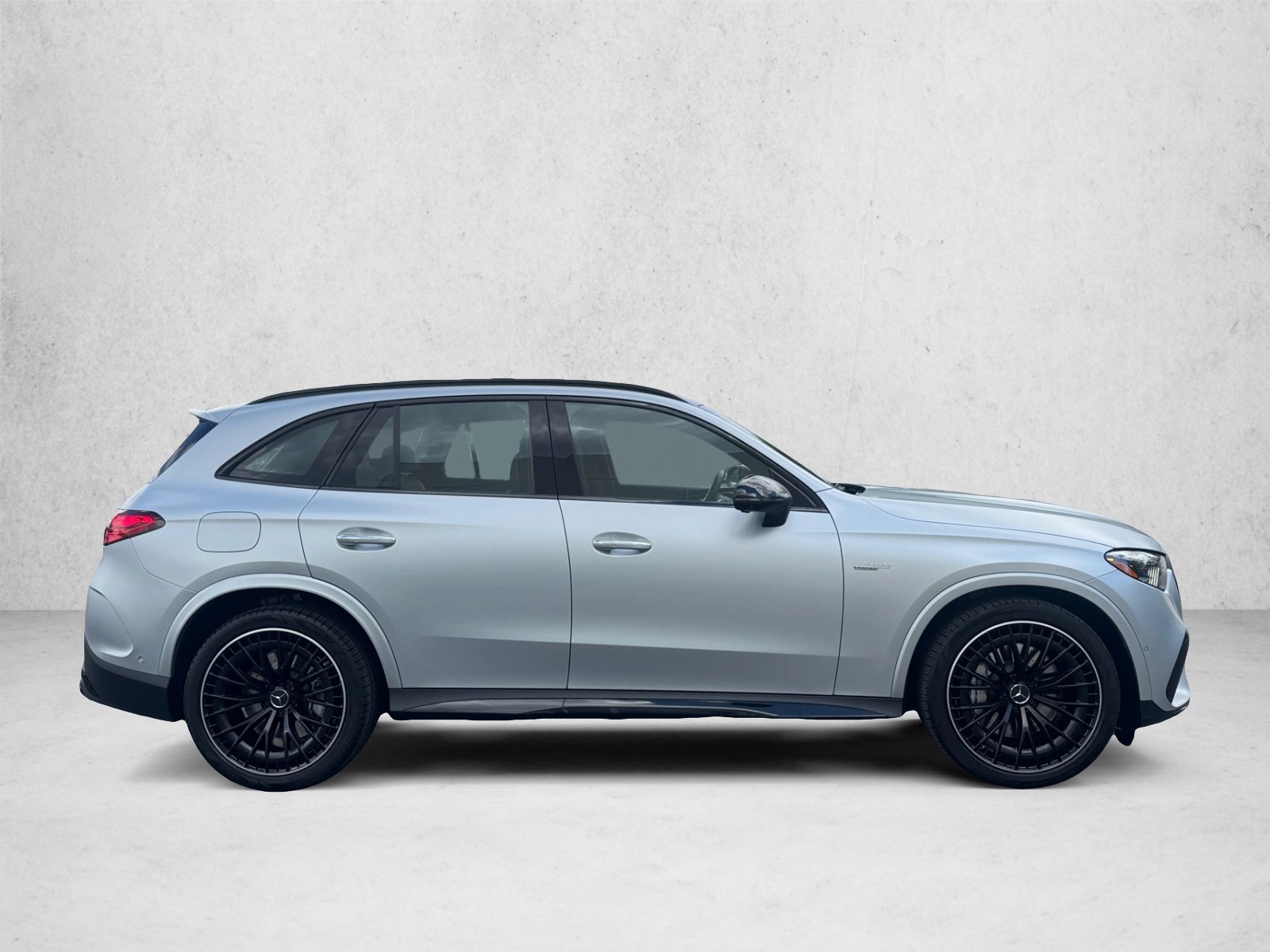 Certified 2024 Mercedes-Benz GLC 43 AMG 4MATIC image 4