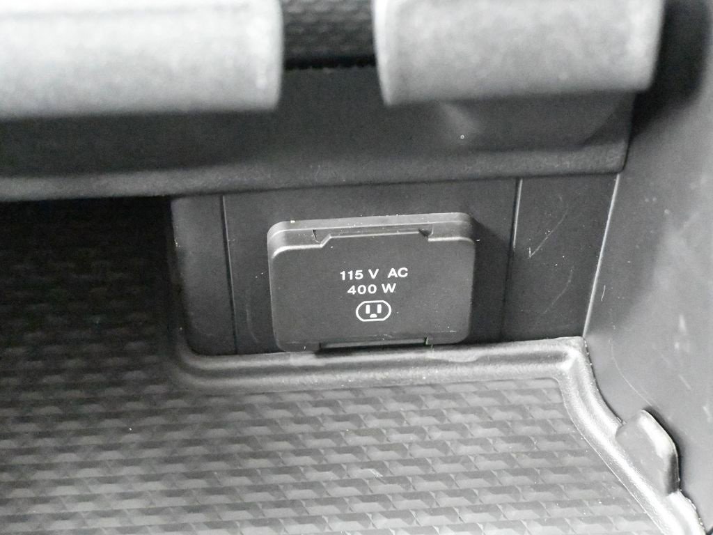 Used 2025 RAM 1500 Laramie w/ Laramie Southwest Edition image 6