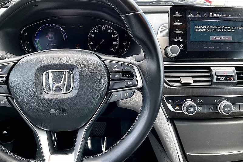 Used 2019 Honda Accord Touring image 17