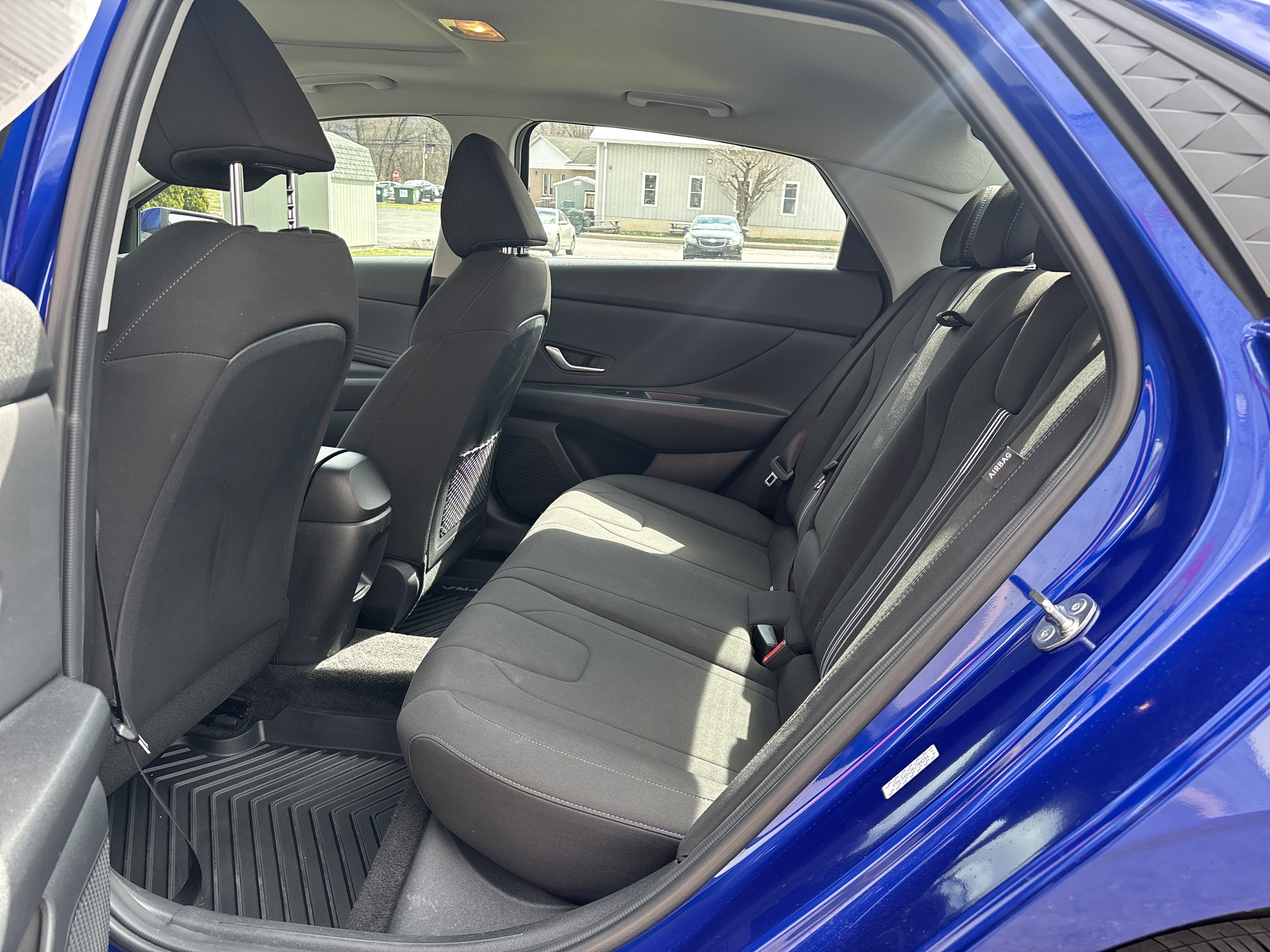 Used 2024 Hyundai Elantra SEL w/ Convenience Package image 14