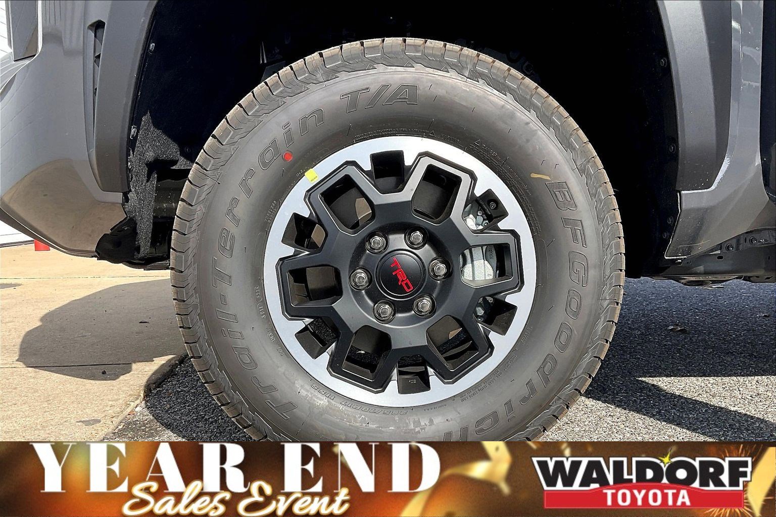 New 2025 Toyota Tacoma TRD Off-Road image 15