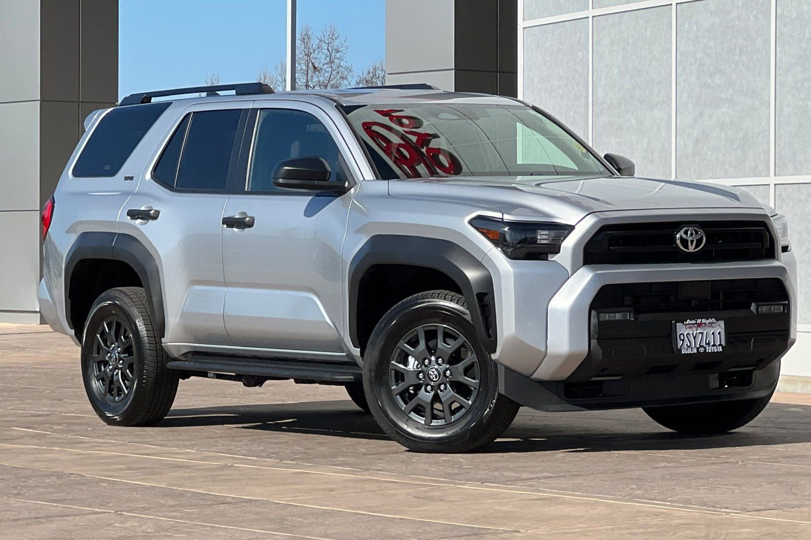 Certified 2025 Toyota 4Runner SR5 image 2
