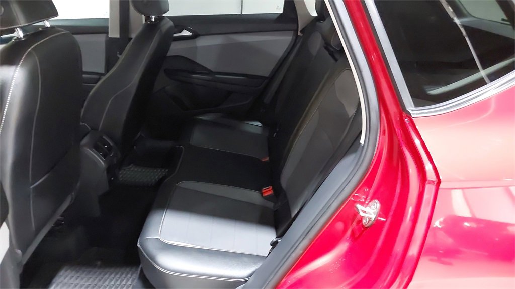 Used 2022 Volkswagen Taos SE image 21