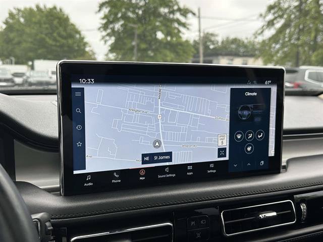 Used 2023 Lincoln Nautilus Reserve w/ Monochromatic Package AWD/4WD image 18