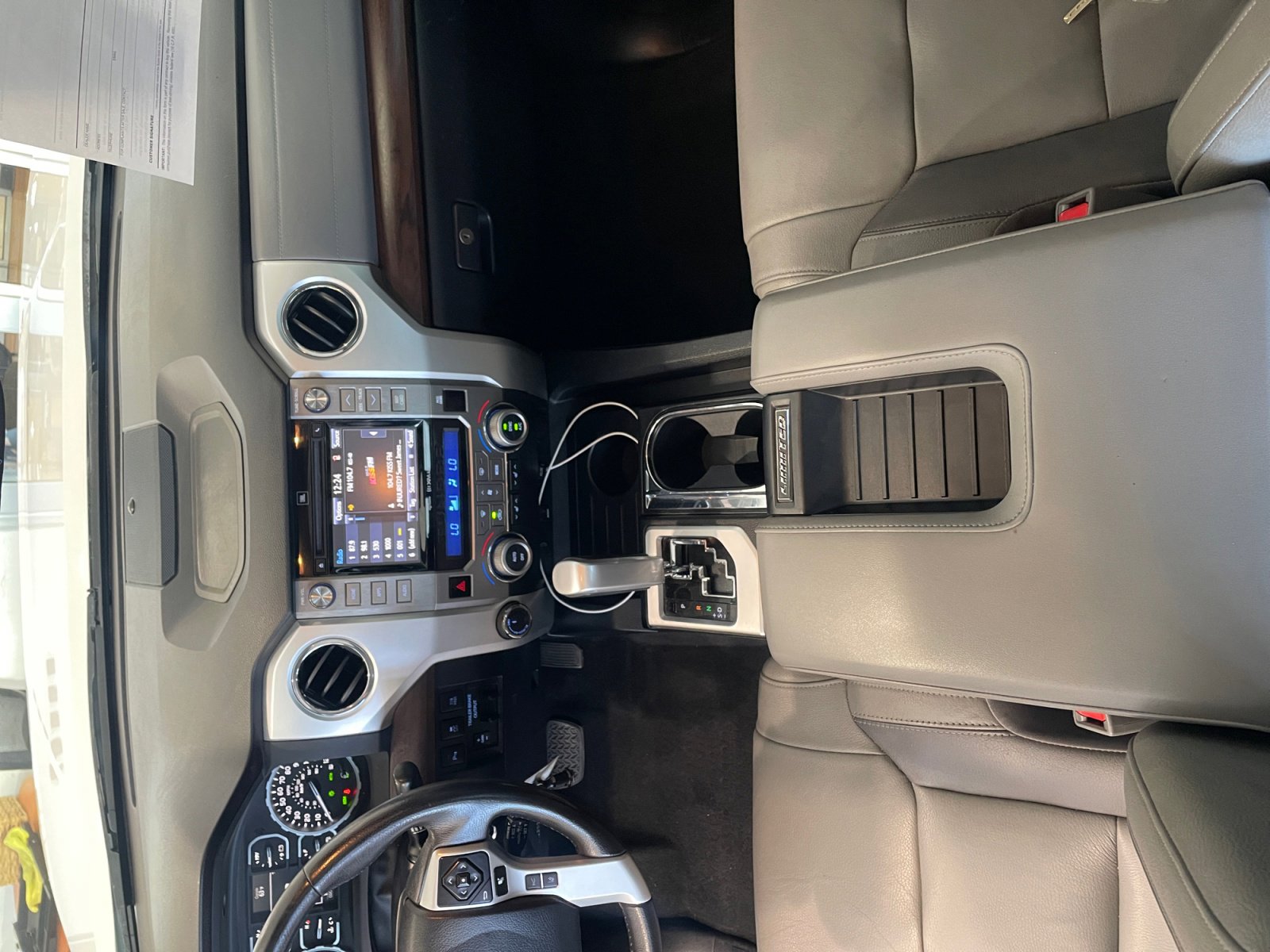 Used 2019 Toyota Tundra Limited w/ Limited Premium Package image 15