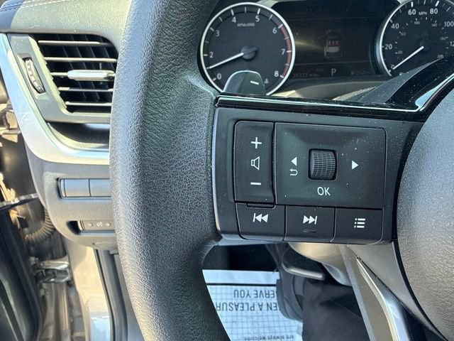 Used 2023 Nissan Rogue SV AWD/4WD image 29