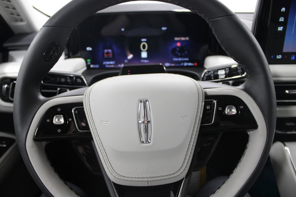 New 2026 Lincoln Aviator Reserve AWD/4WD image 35