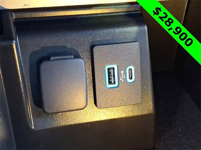 Used 2023 Ford Explorer ST-Line w/ Class IV Trailer Tow Package image 26