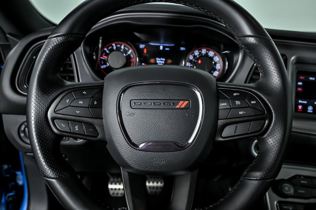 Used 2023 Dodge Challenger R/T w/ Performance Handling Group RWD image 27