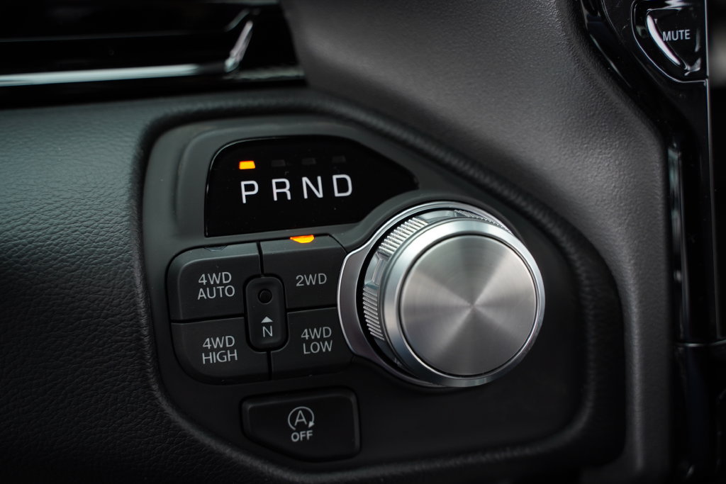 New 2026 RAM 1500 Laramie w/ Night Edition AWD/4WD image 32