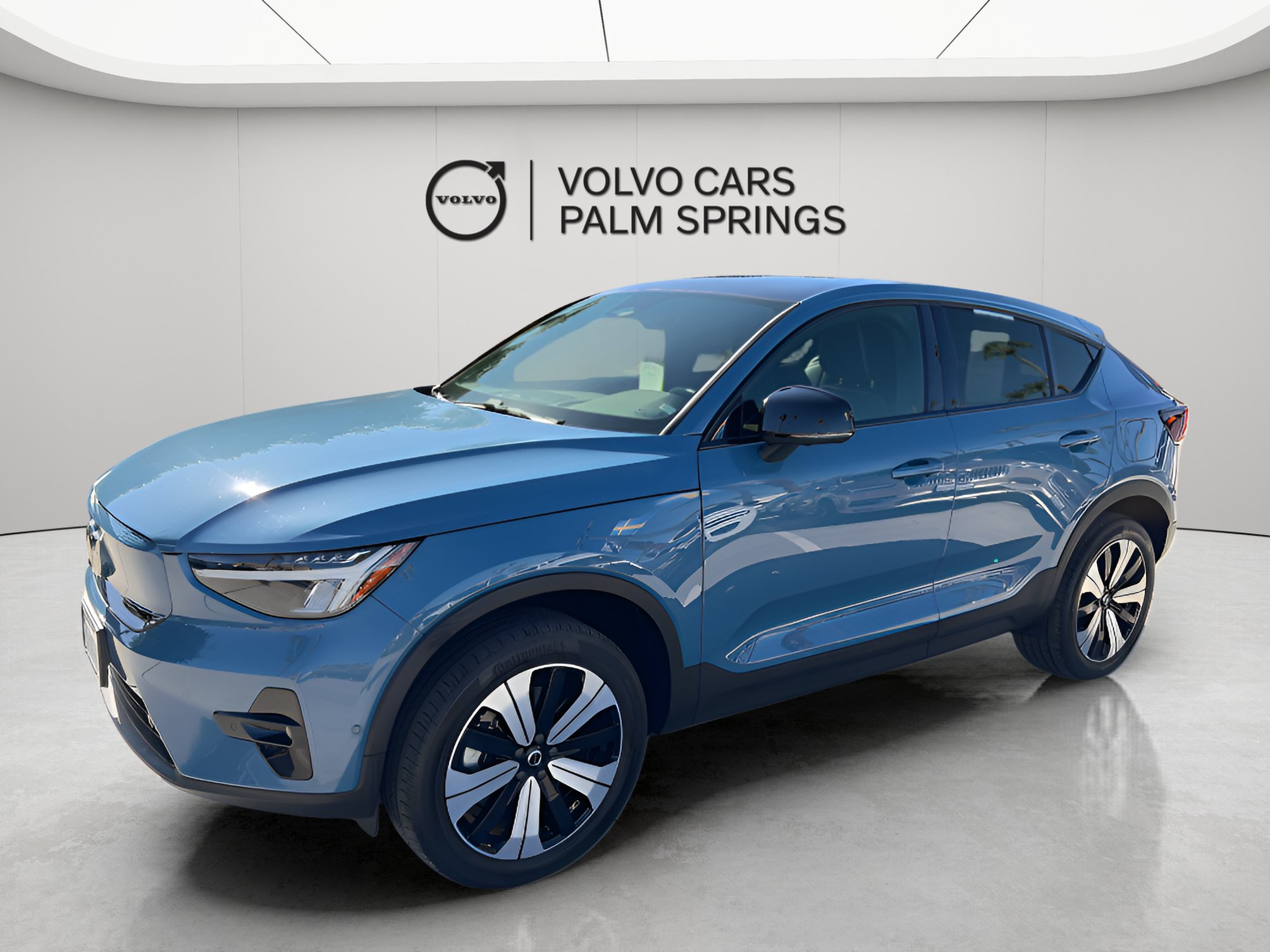 Used 2023 Volvo C40 P8 Recharge Plus AWD/4WD image 3