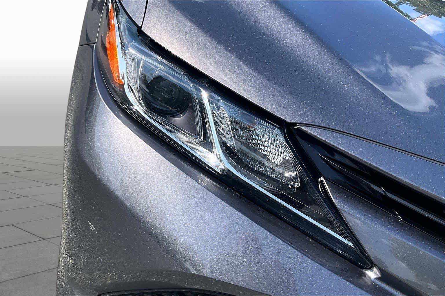 Used 2019 Toyota Camry LE FWD image 27
