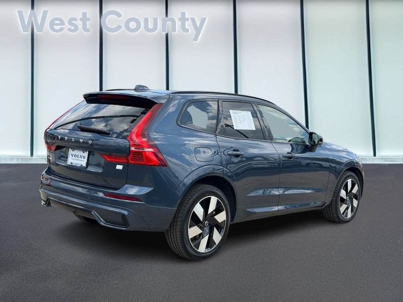 Certified 2024 Volvo XC60 T8 Ultimate AWD/4WD image 4