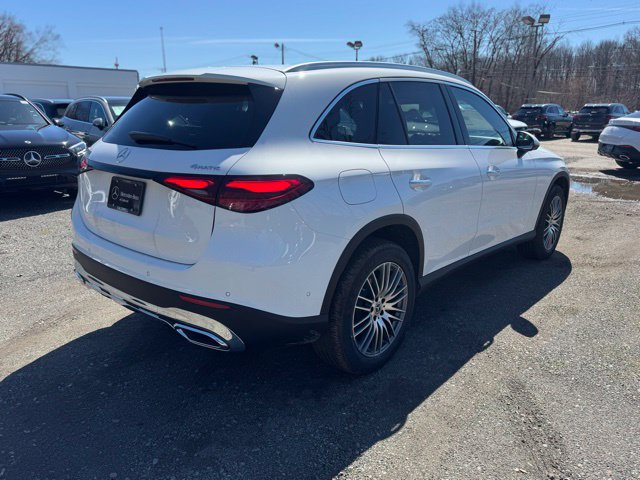 Used 2026 Mercedes-Benz GLC 300 4MATIC image 3