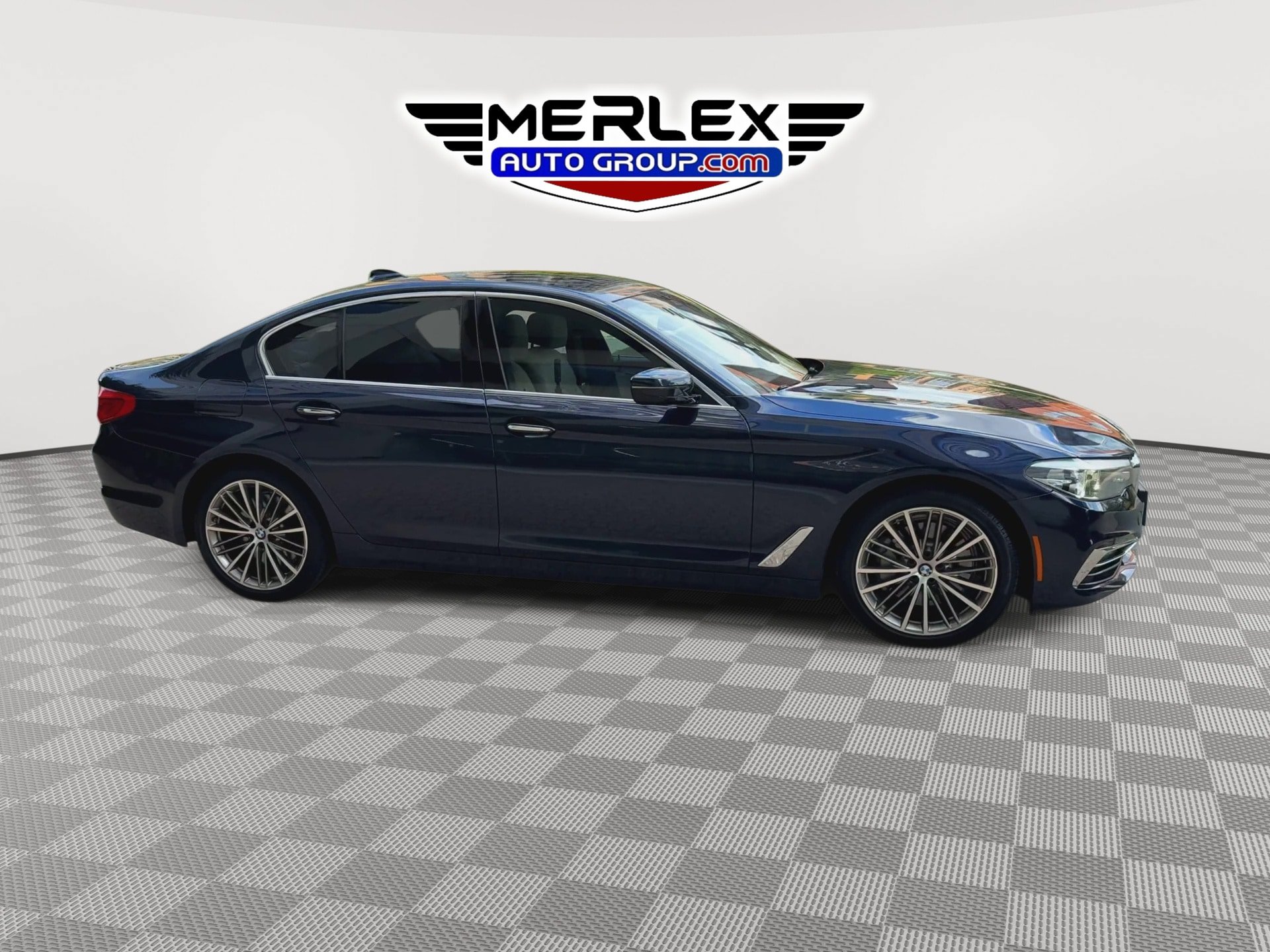 Used 2018 BMW 540i RWD image 9