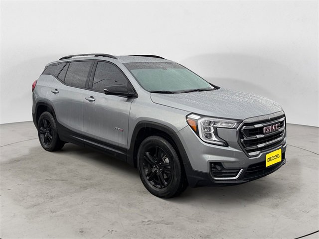 Used 2023 GMC Terrain AT4 image 7