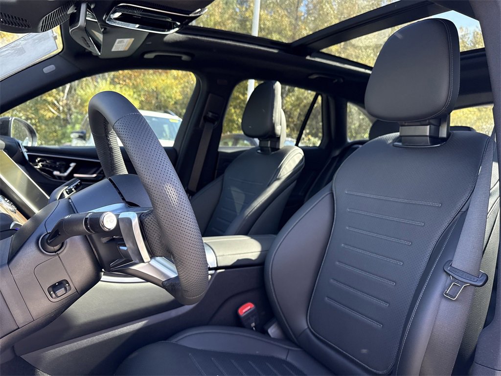 New 2026 Mercedes-Benz GLC 300 4MATIC image 12