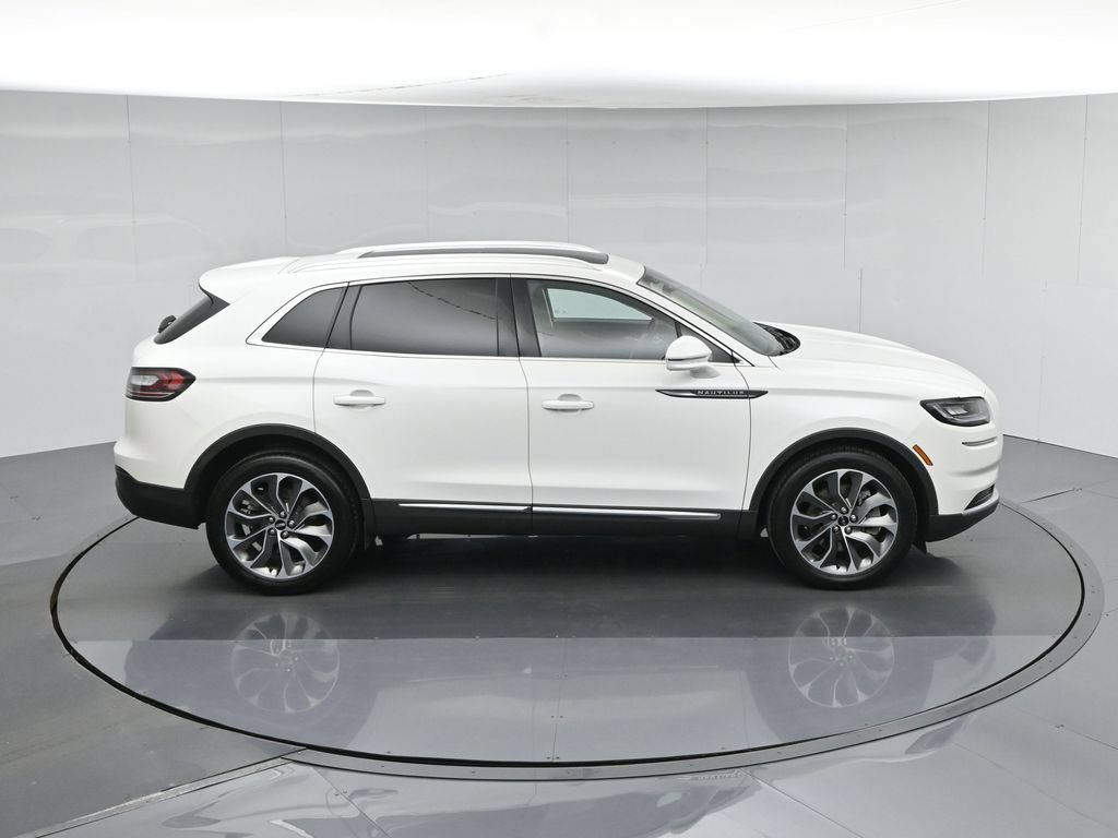 Used 2023 Lincoln Nautilus Reserve w/ Luxury Package AWD/4WD image 41