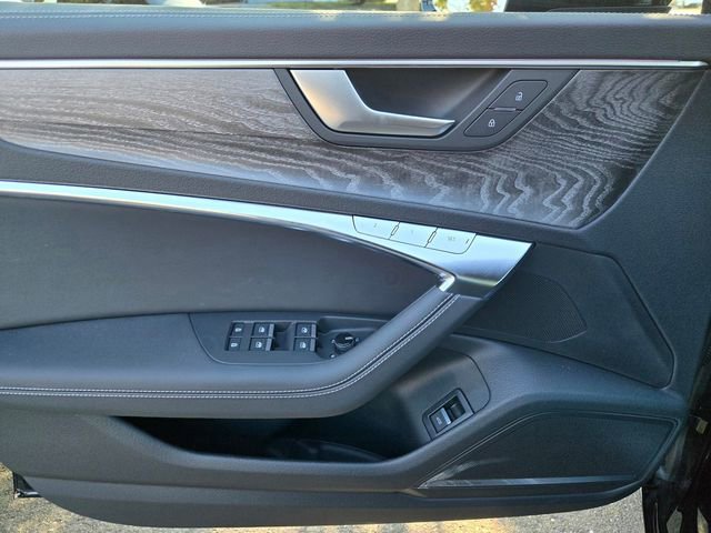 Used 2025 Audi A6 Premium Plus w/ Premium Plus Package image 18