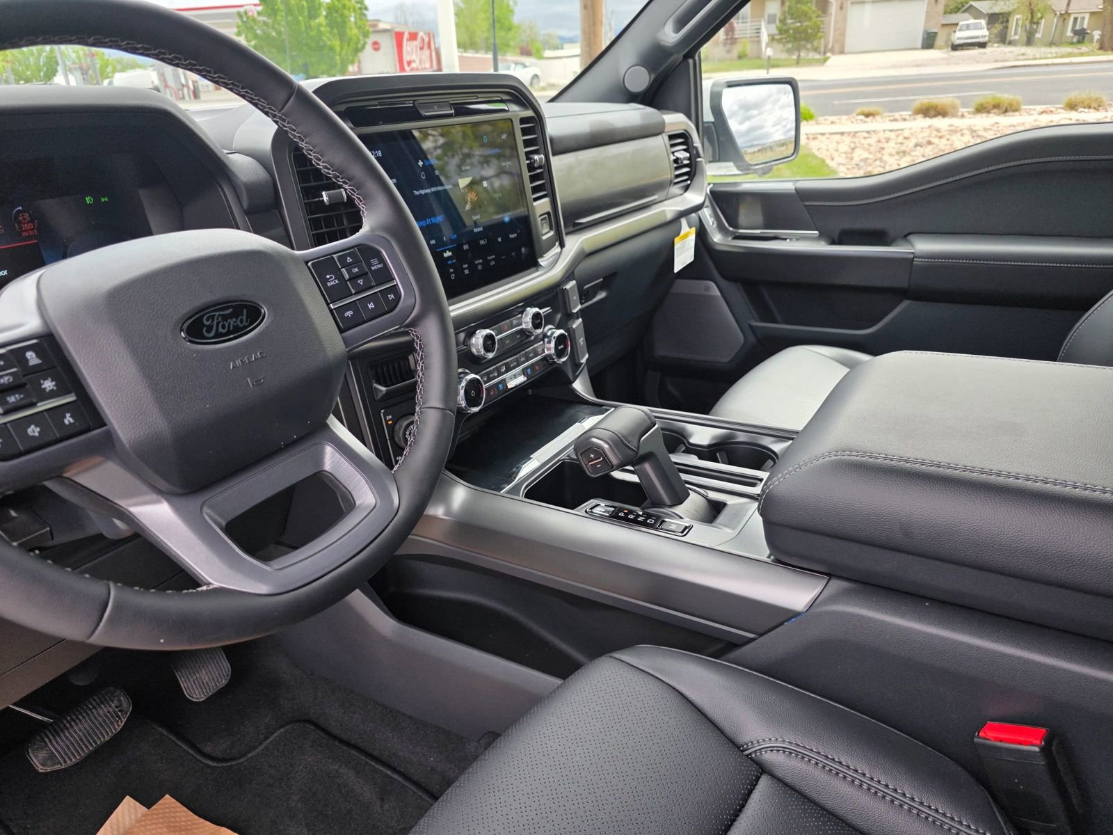 Used 2025 Ford F150 Lariat AWD/4WD image 29