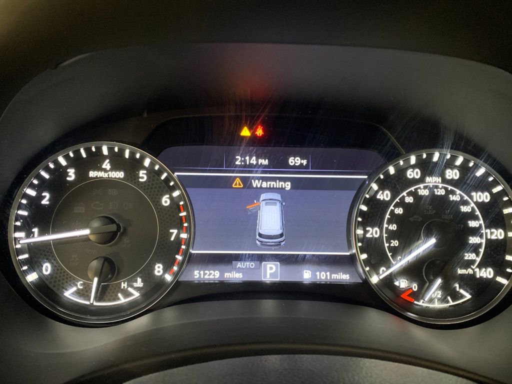 Used 2021 Nissan Armada SV w/ SV Appearance Package image 32