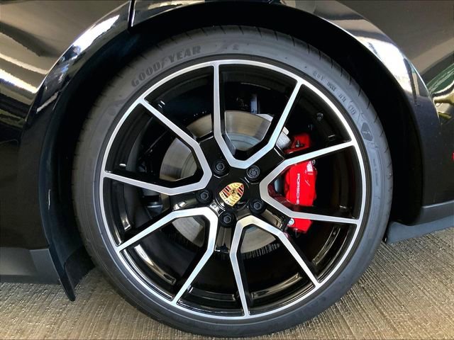 Used 2025 Porsche Taycan 4S AWD/4WD image 22