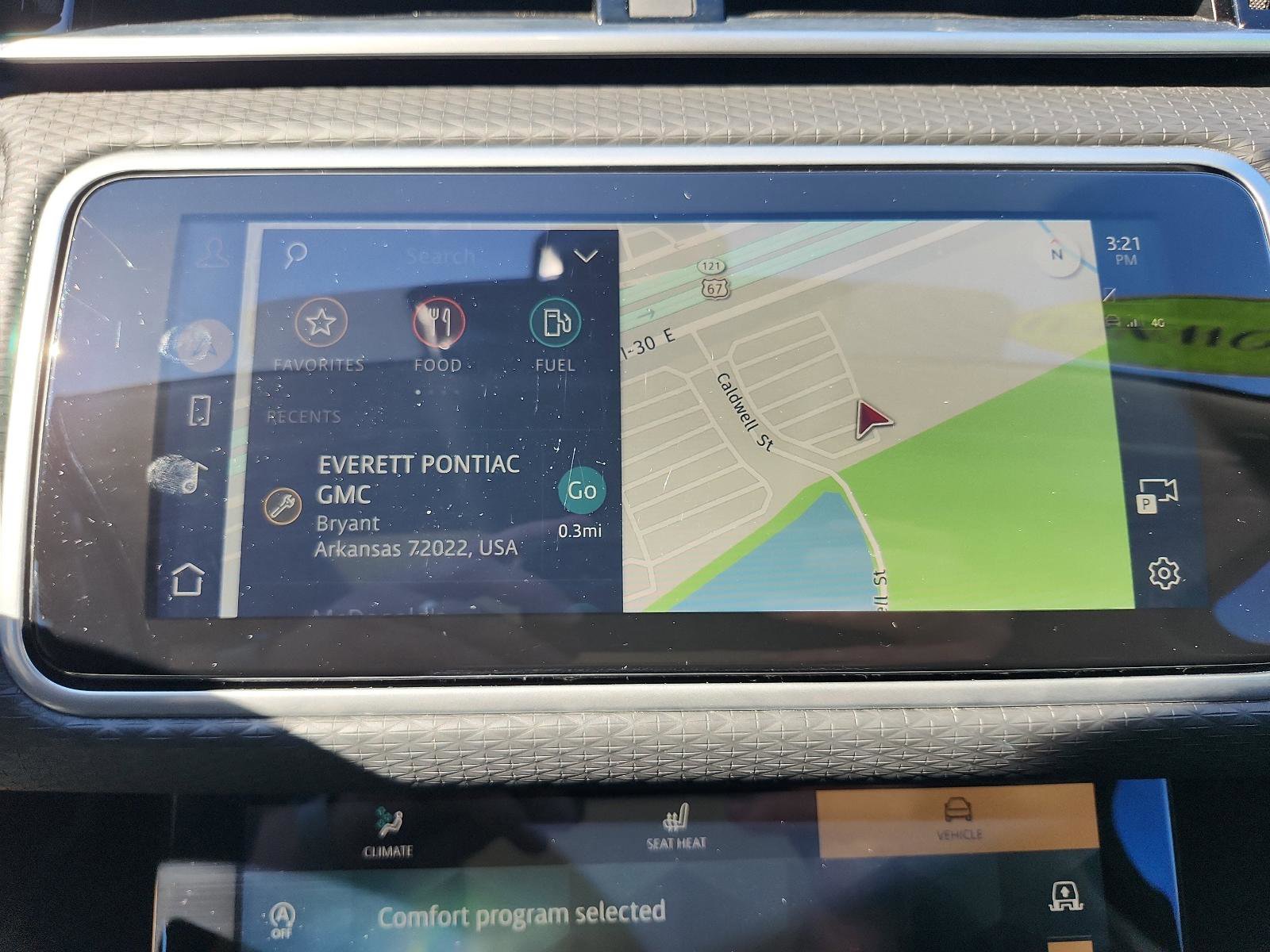 Used 2023 Land Rover Range Rover Velar R-Dynamic S image 17