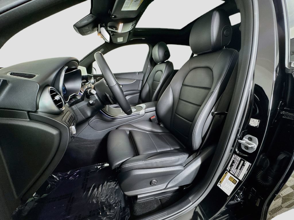 Used 2022 Mercedes-Benz GLC 300 4MATIC image 18